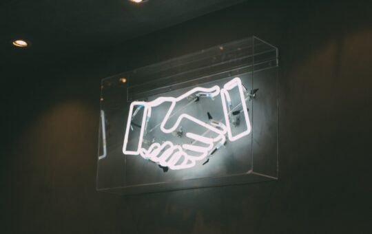 Google expands partnership with Anthropic to enhance AI safety