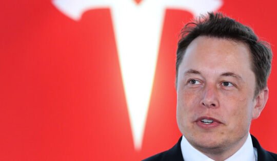 Elon Musk Refutes xAI's $500 Million Investment Claims Amid Valuation Speculations