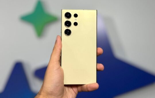 Samsung Galaxy S24 Ultra Hands-On:  AI Is No Longer Just A Buzzword