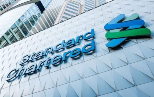 Standard Chartered Predicts $200,000 BTC By End Of 2025