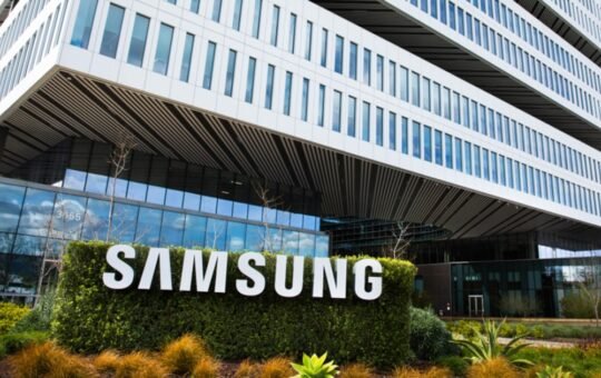 Samsung Galaxy S24 Unveils Live Translate for Seamless Multilingual Calls