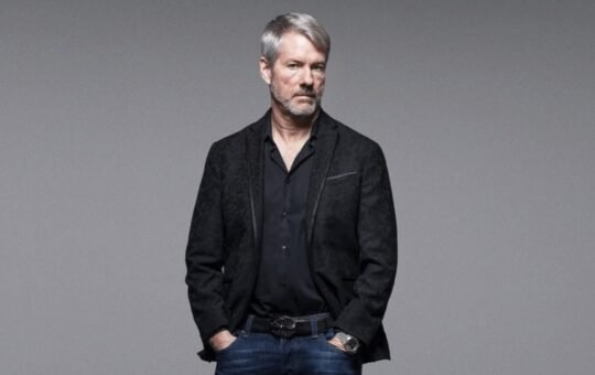 Michael Saylor Thinks Bitcoin ETFs Will Outshine Gold, Compete with S&P 500