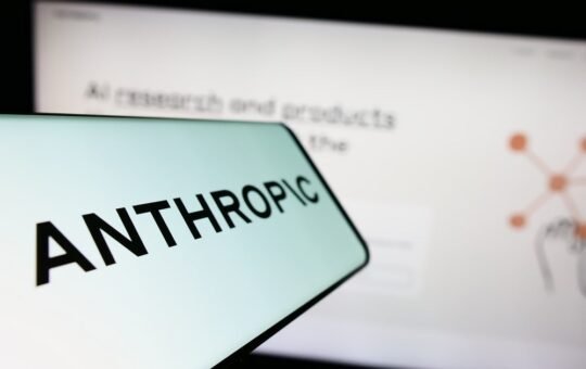 Now AI Can Operate Computers Like Humans: OpenAI Rival Backed By Google Unveils Claude Upgrades Amid Fears Of Job Displacement - Alphabet (NASDAQ:GOOG), Amazon.com (NASDAQ:AMZN)