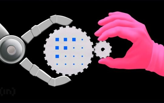 FET 18% Decline Lands It Among Top Losers in the Top 100 Cryptos