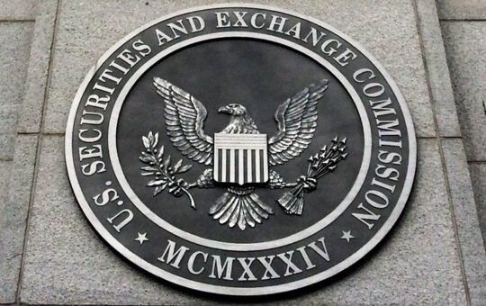 Bitwise submitted an S-1 form to the SEC, a step forward for its dogecoin ETF plans. (CoinDesk)