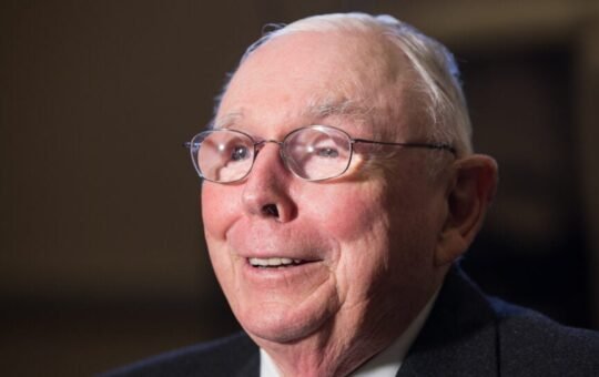 Charlie Munger's 3 Investment Lessons: 'Buy Wonderful Businesses At Fair Prices, Big Money Isn’t In Buying Or Selling-It’s In Waiting, Good Businesses Are Ethical Businesses'
