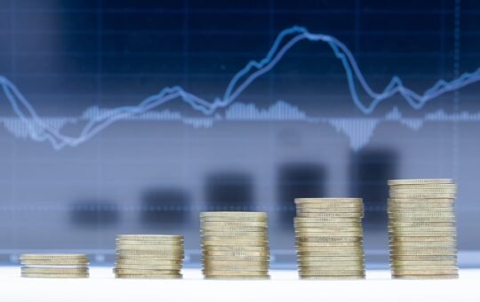 Here's How Much $1000 Invested In Chemed 20 Years Ago Would Be Worth Today - Chemed (NYSE:CHE)