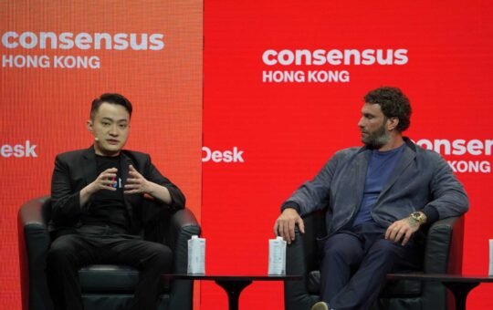 Trump Family's Crypto Project Hints Its WLFI Token Will Become Tradable in Narrative U-Turn