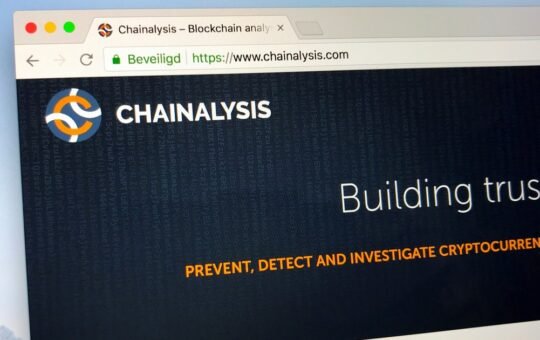 Exploring Blockchain Scalability: Rollups and Custom Solutions