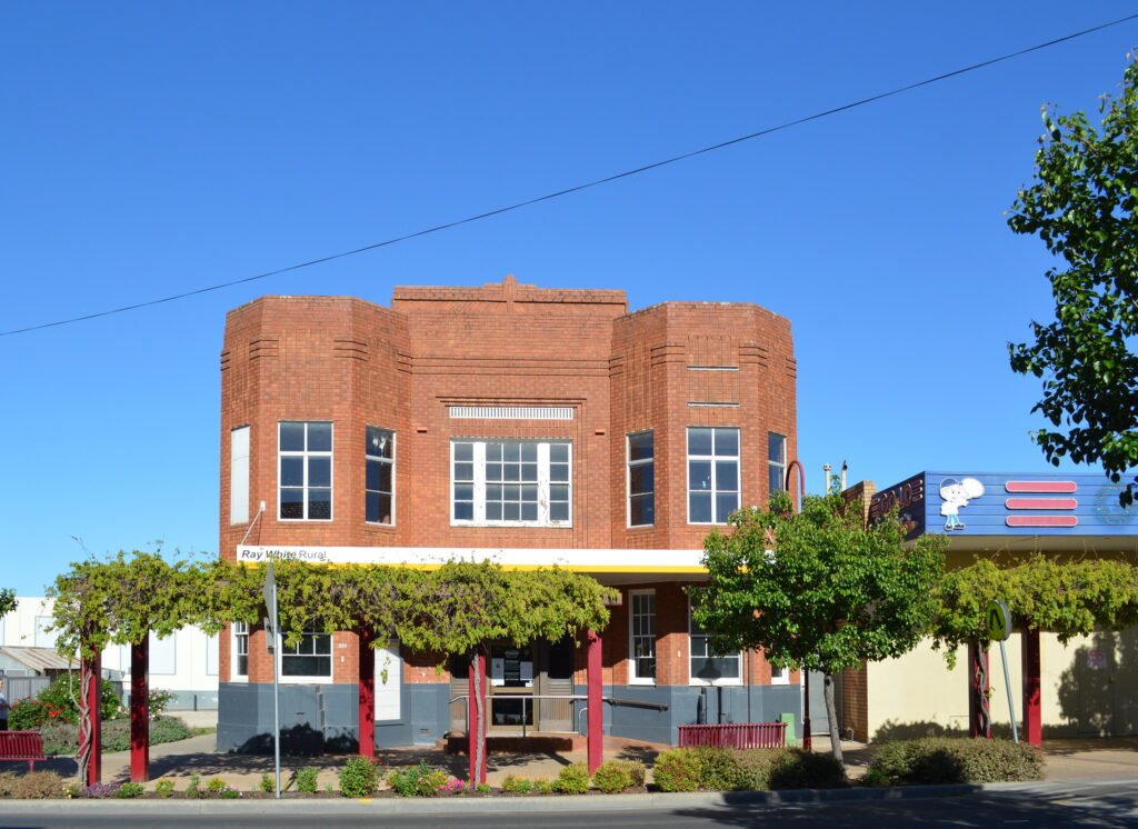 Illustrative photo of bank for article on AI banking automation.