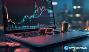 Monero price holds uptrend but high leverage risks reversal