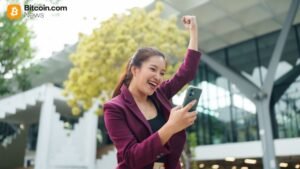 Crypto ETFs Extend Inflow Streaks as Bitcoin Adds $115 Million and Ether Adds $57 Million