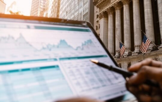 The Fight Over Your 401(k) Begins as Wall Street Eyes $10T Prize