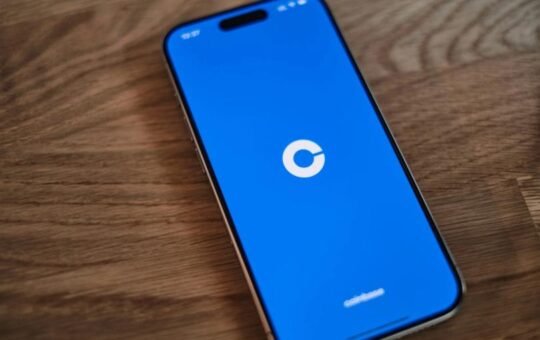 Coinbase secures UK authorization to offer traditional investments alongside crypto