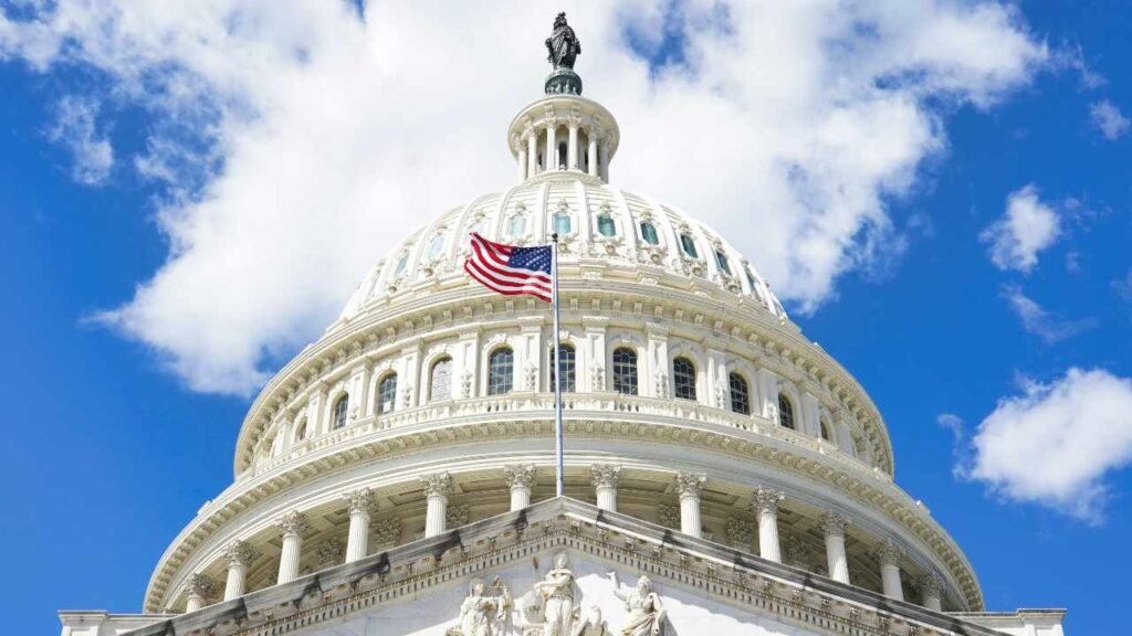 One Year Later, CLARITY Act Remains Stuck in Senate as Crypto Rules Stall – Bitcoin News