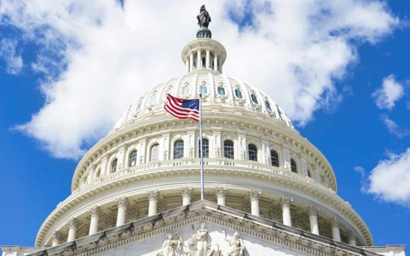 One Year Later, CLARITY Act Remains Stuck in Senate as Crypto Rules Stall – Bitcoin News