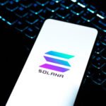 Solana Holds Near $73 As ETF Flows And Ecosystem Pilots Stay In Focus