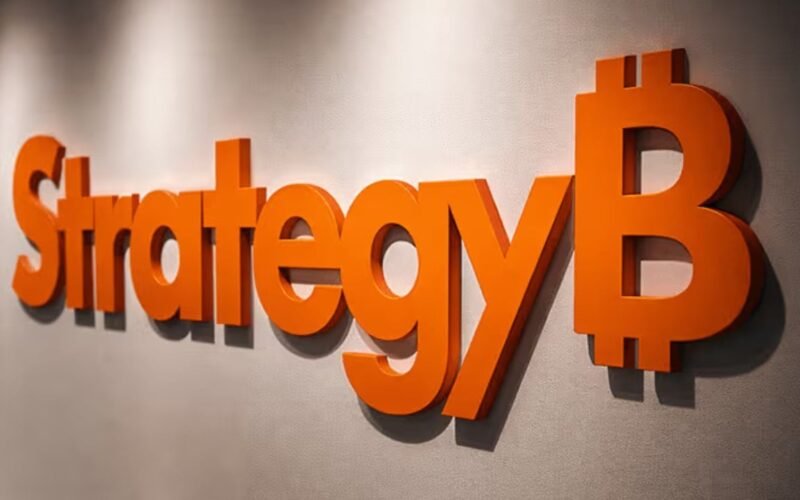 Strategy Sells 1,690 Bitcoin as Saylor Reloads Its Cash War Chest – Bitcoin News