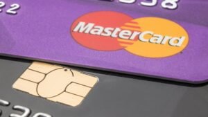 Mastercard (MA), Visa (V), Stripe connect crypto to cash as stablecoin payments grow